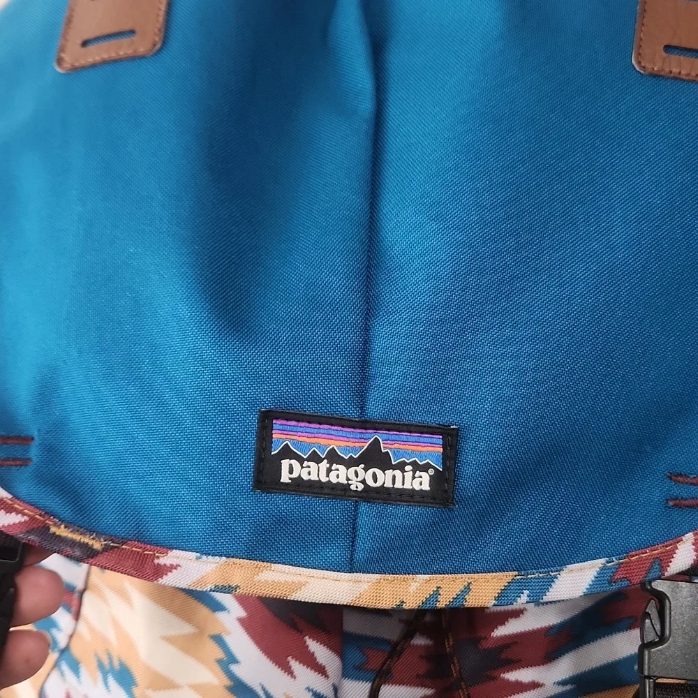 Patagonia Patterned Backpack - Picture 4 of 10